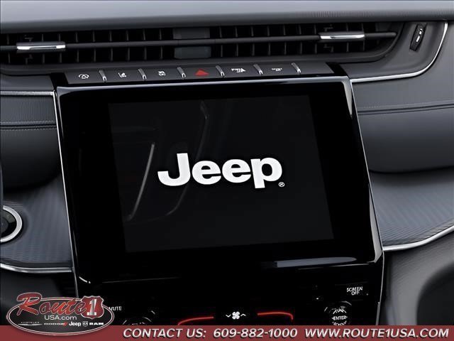 New 2026 Jeep Grand Cherokee Laredo w/ MOPAR Finishing Package AWD/4WD image 19
