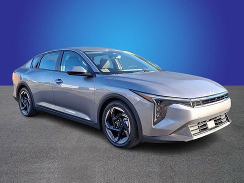 Used 2025 Kia K4 EX FWD image 3