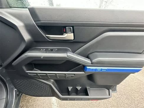 Used 2025 Toyota Tacoma TRD Sport image 22