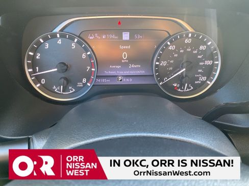 Used 2021 Nissan Titan SV w/ SV Convenience Package image 31