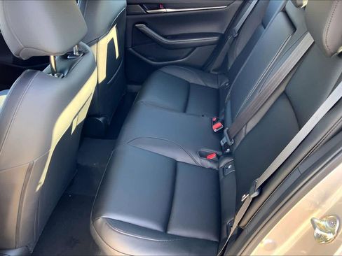 New 2026 MAZDA MAZDA3 2.5 S Sedan w/ Preferred Pkg FWD image 18