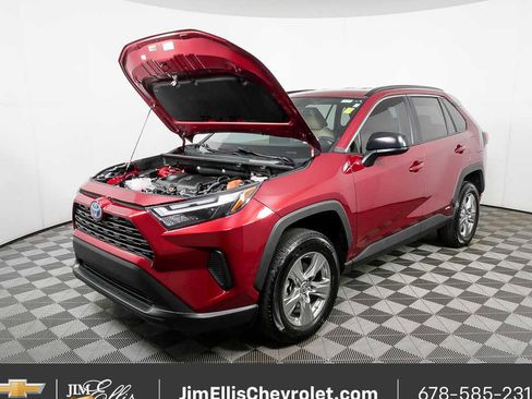 Used 2023 Toyota RAV4 LE AWD/4WD image 30