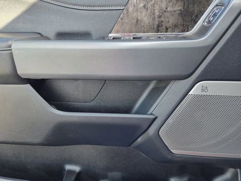 Used 2024 Ford F250 Lariat w/ Lariat Ultimate Package image 19