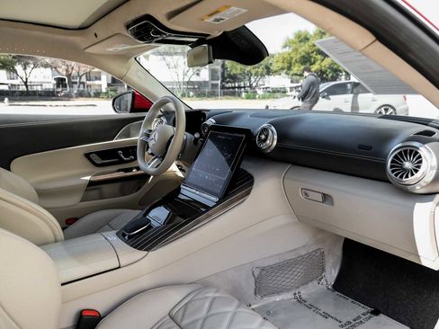 Used 2025 Mercedes-Benz AMG GT 55 image 16