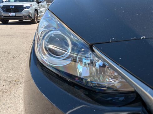 Used 2016 MAZDA MAZDA3 i Sport FWD image 6