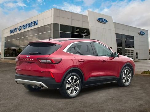 Certified 2023 Ford Escape Platinum image 5