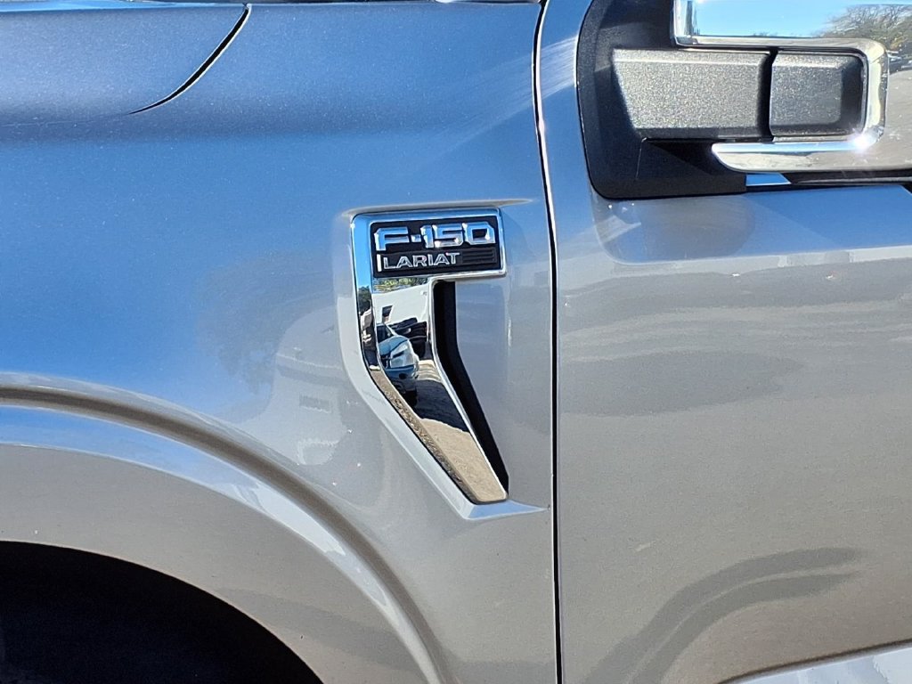 Certified 2022 Ford F150 Lariat w/ Equipment Group 502A High AWD/4WD image 39