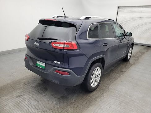 Used 2016 Jeep Cherokee Latitude w/ Safety/Convenience Group image 9