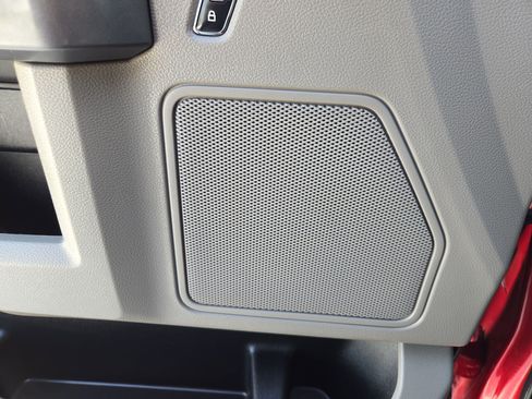 Used 2018 Ford F150 XLT RWD image 14