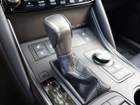 Used 2024 Lexus IS 300 w/ Premium Package image 28