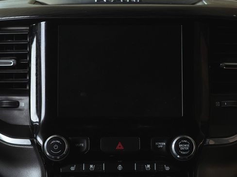 Used 2024 RAM 1500 Laramie image 34