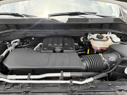 Used 2025 Chevrolet Silverado 1500 Custom AWD/4WD image 34