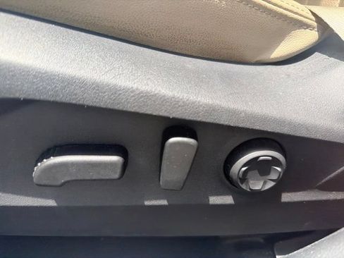 Used 2023 Subaru Legacy Limited AWD/4WD image 23