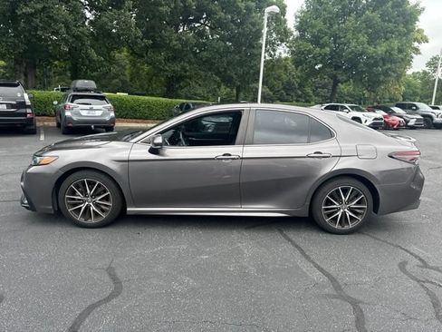 Used 2023 Toyota Camry SE w/ Convenience Package FWD image 8
