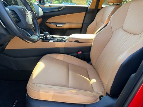 Used 2025 Lexus NX 250 FWD w/ Cold Area Package image 18