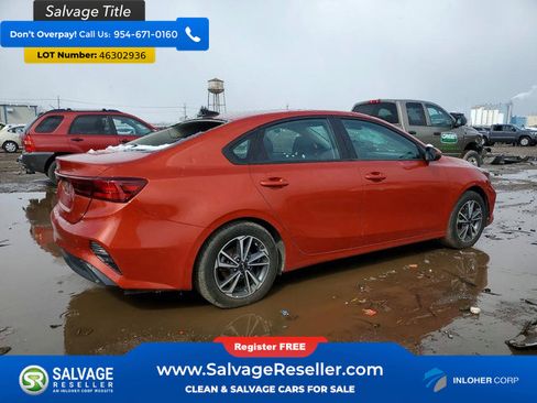 Used 2023 Kia Forte LXS w/ LXS Technology Package FWD image 4