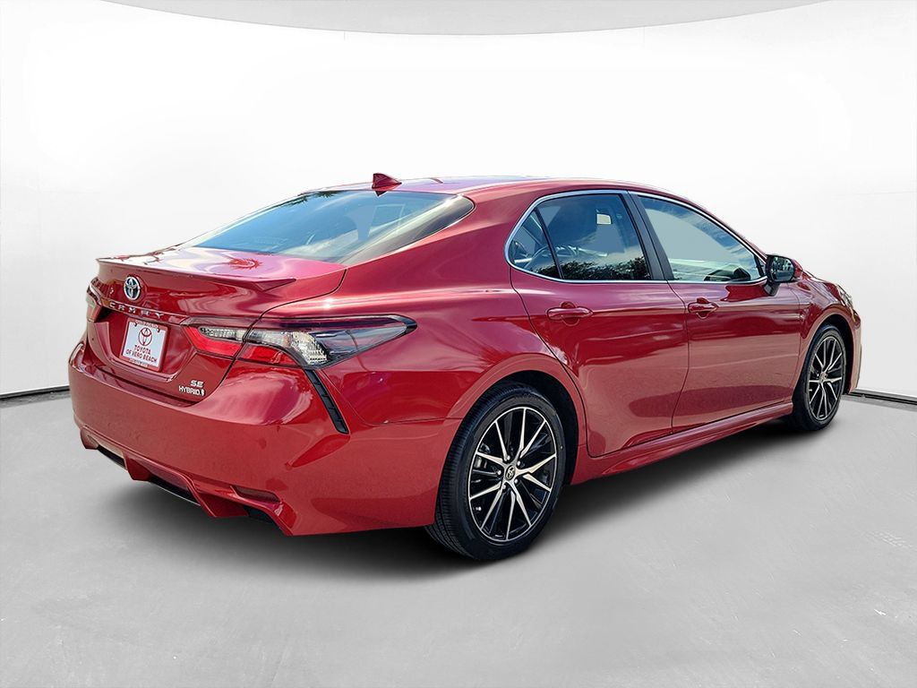 Certified 2023 Toyota Camry SE w/ Audio Upgrade Package FWD image 4