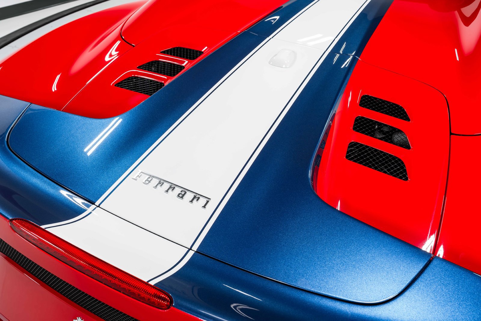 Used 2015 Ferrari 458 Speciale A RWD image 60