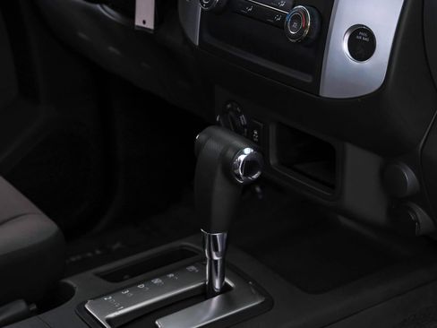 Used 2012 Nissan Xterra S w/ Value Package image 22