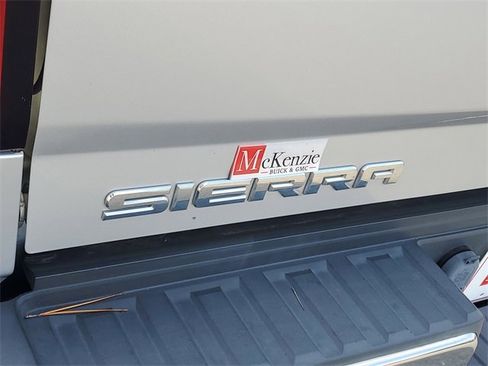 Used 2016 GMC Sierra 3500 SLE w/ SLE Preferred Package image 27