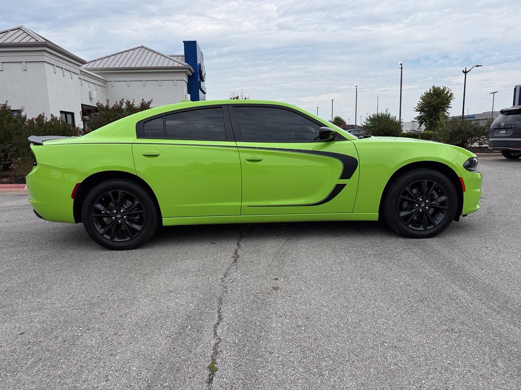 Used 2023 Dodge Charger SXT w/ Blacktop Package AWD/4WD image 8