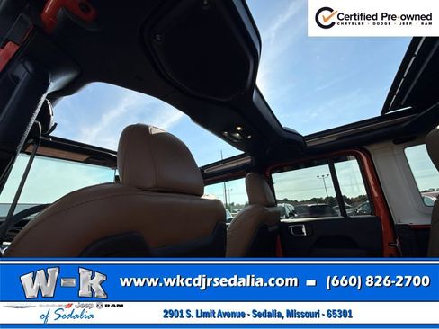 Used 2023 Jeep Wrangler Unlimited Rubicon w/ LED Lighting Group AWD/4WD image 53