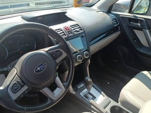 Used 2018 Subaru Forester 2.5i Limited AWD/4WD image 6