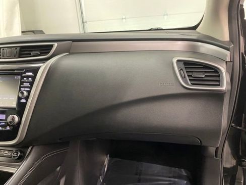 Used 2019 Nissan Murano S image 35