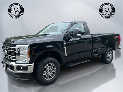 New 2025 Ford F350 XLT w/ FX4 Off-Road Package