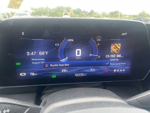 Used 2024 Chevrolet Blazer EV LT AWD/4WD image 9