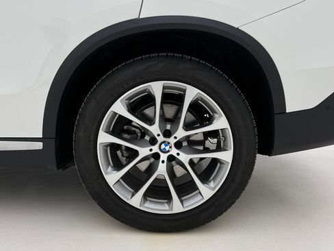 Certified 2026 BMW X5 xDrive40i w/ Premium Package image 28