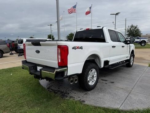 Certified 2025 Ford F250 XLT AWD/4WD image 6