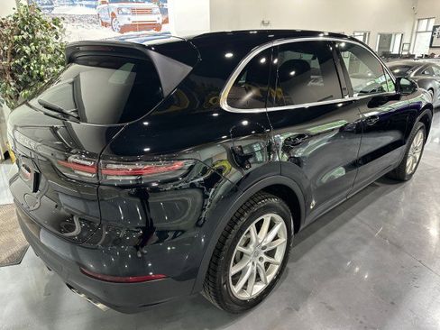 Used 2019 Porsche Cayenne S AWD/4WD image 25