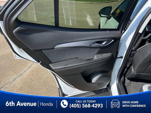 Used 2025 Buick Envision Sport Touring AWD/4WD image 18