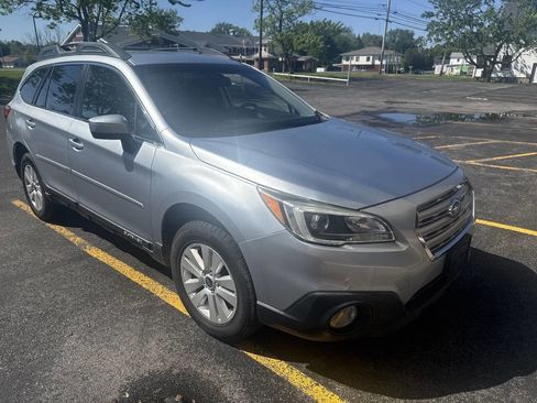 Used 2016 Subaru Outback 2.5i Premium AWD/4WD image 15