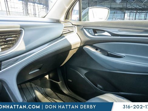 Used 2018 Buick Enclave Premium image 15