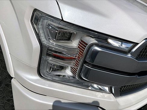 Used 2018 Ford F150 Platinum w/ Equipment Group 701A Luxury image 28