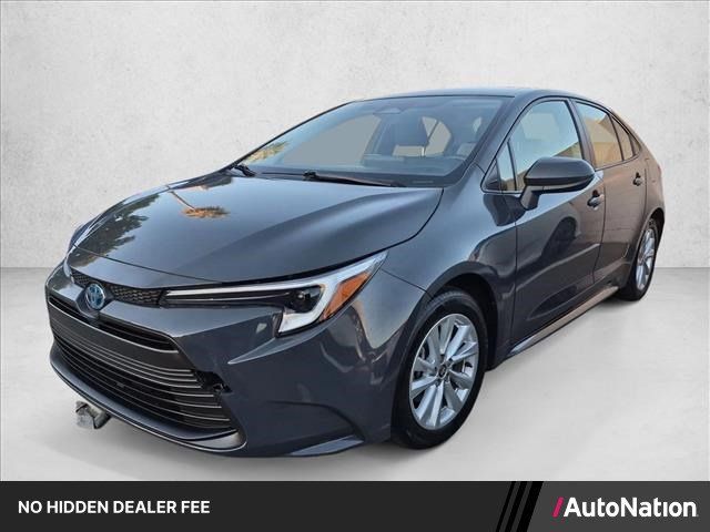 Used 2025 Toyota Corolla LE w/ LE Premium Package FWD image 1