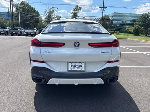 Used 2024 BMW X6 xDrive40i w/ Premium Package AWD/4WD image 4
