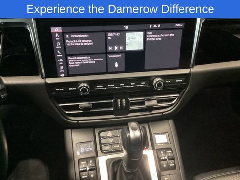 Used 2019 Porsche Macan S image 17