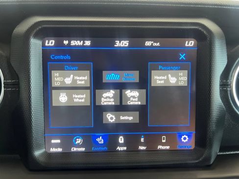 Used 2023 Jeep Wrangler Unlimited Sahara w/ Cold Weather Group AWD/4WD image 68