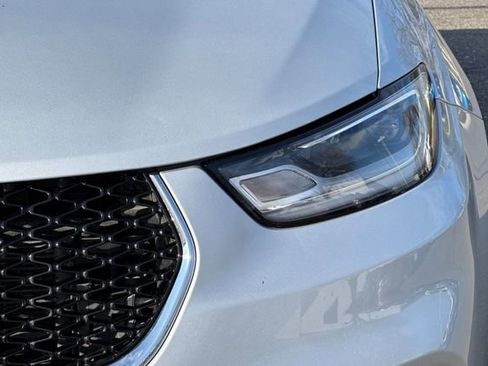 Used 2024 Chrysler Pacifica Touring-L image 53