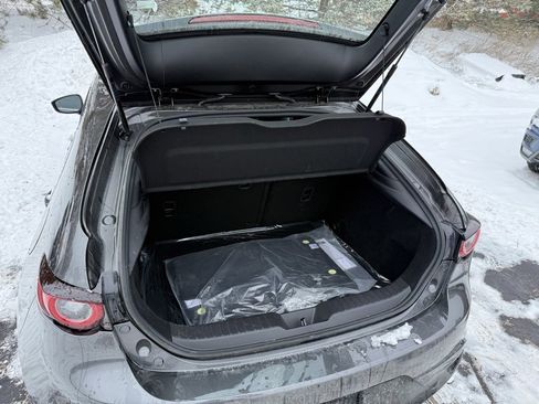 Used 2025 MAZDA MAZDA3 s image 5