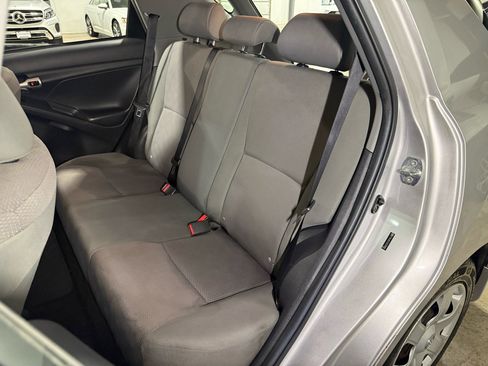 Used 2010 Toyota Matrix image 23