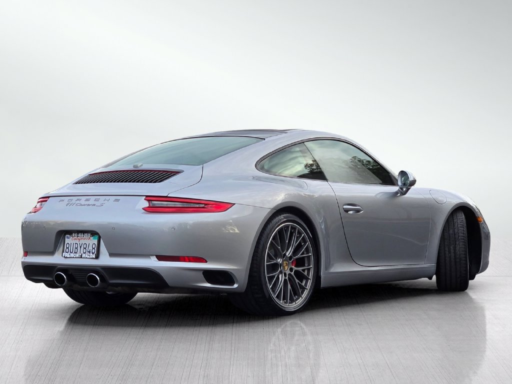 Used 2017 Porsche 911 Carrera S RWD image 4