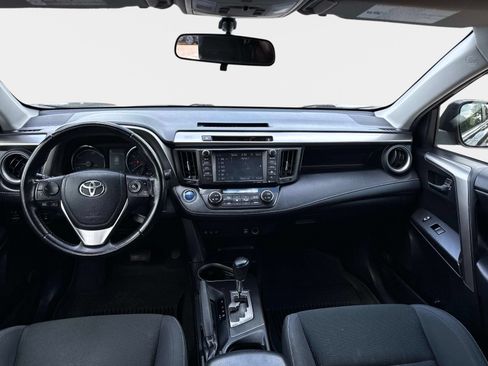 Used 2016 Toyota RAV4 XLE AWD/4WD image 14