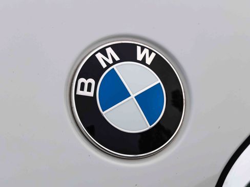 Used 2021 BMW 330i xDrive Sedan w/ Convenience Package AWD/4WD image 28