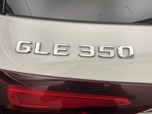Used 2024 Mercedes-Benz GLE 350 4MATIC image 26