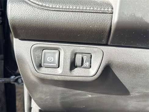 Used 2019 GMC Acadia SLT image 26