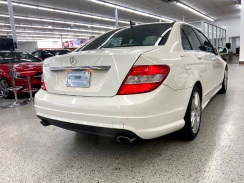 Used 2011 Mercedes-Benz C 300 4dr Sdn C 300 Sport RWD image 5